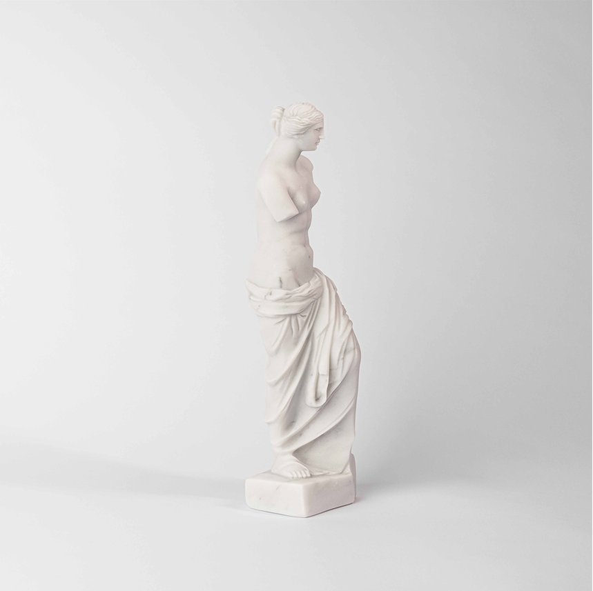 Venus Italian Carrara Solid Marble Hand Carved